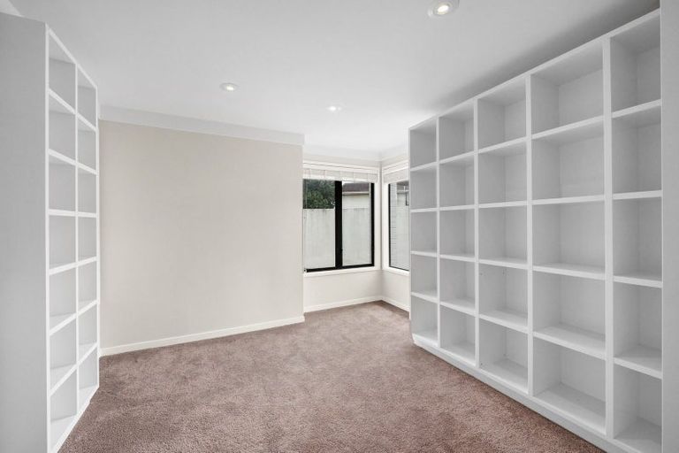 Photo of property in 35 Saltburn Road, Milford, Auckland, 0620