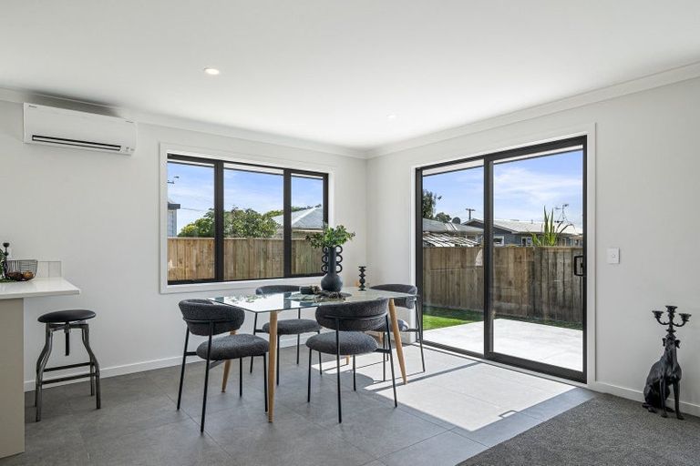 Photo of property in 28b Bartholomew Road, Levin, 5510