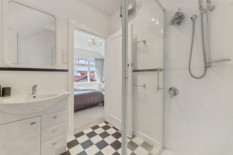 Photo of property in 30a Hull Street, South Hill, Oamaru, 9400