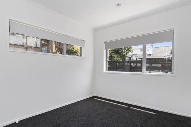 Photo of property in 1044a Papamoa Beach Road, Papamoa Beach, Papamoa, 3118