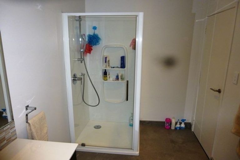 Photo of property in 96 Saddleback Rise, Murrays Bay, Auckland, 0630