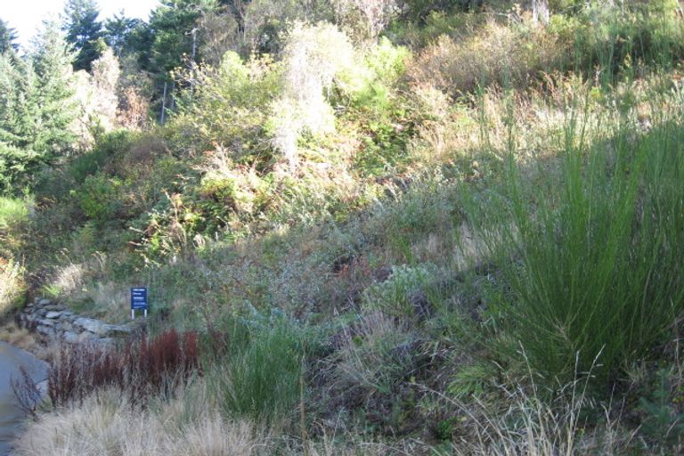 Photo of property in 12 Crystal Lane, Fernhill, Queenstown, 9300