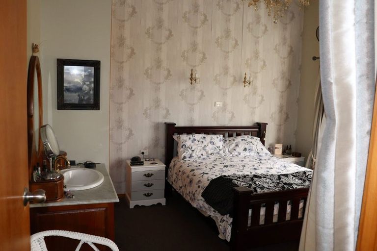 Photo of property in 65 Gorge Road, Maungaturoto, 0520