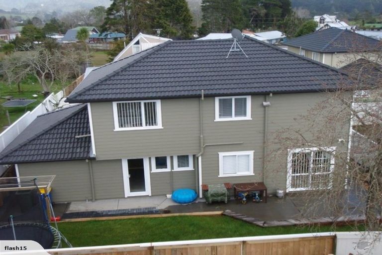 Photo of property in 4 Nirmal Place, Sunnyvale, Auckland, 0612