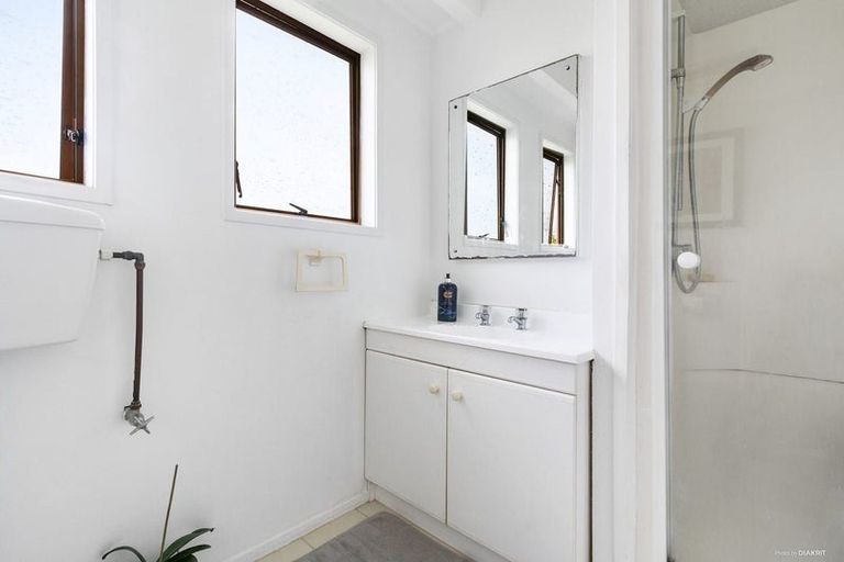 Photo of property in 7/18 Seabrook Avenue, New Lynn, Auckland, 0600