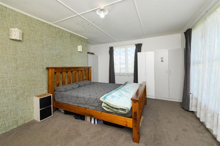 Photo of property in 33 Holland Crescent, Bulls, 4818