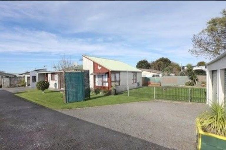 Photo of property in 12b Oxford Street, Marton, 4710