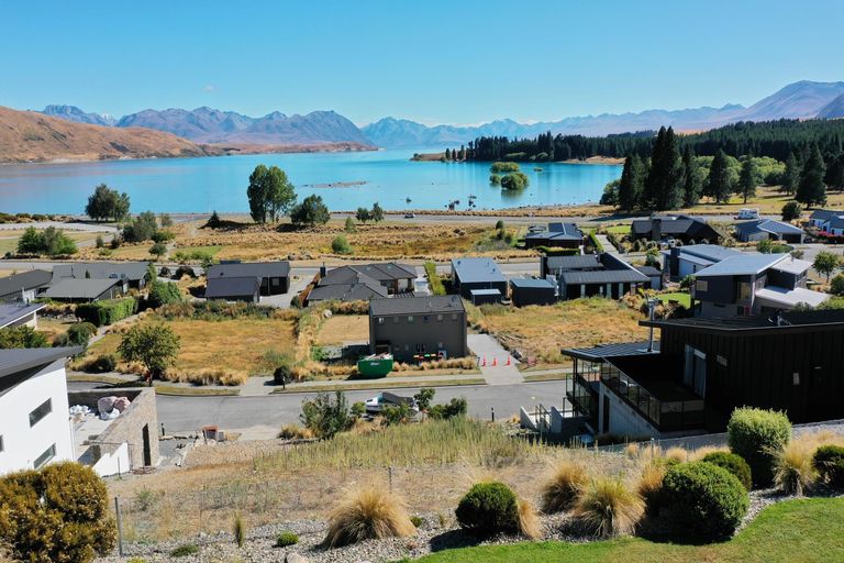 Photo of property in 13 Pollock Place, Lake Tekapo, 7999