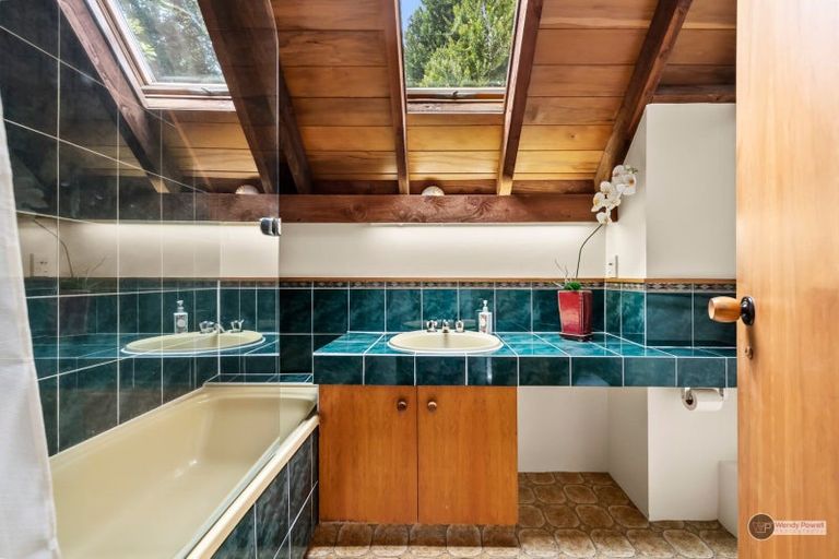 Photo of property in 131 Kings Crescent, Hutt Central, Lower Hutt, 5010