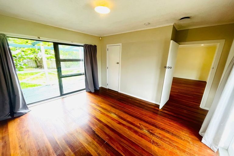 Photo of property in 1/12 Christmas Road, Manurewa, Auckland, 2102