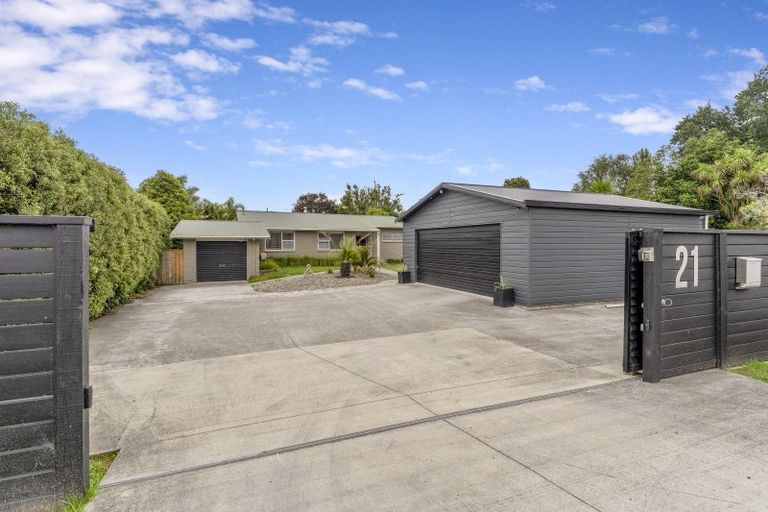 Photo of property in 21 Ratanui Road, Paraparaumu, 5032