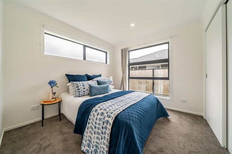 Photo of property in 8 Whitten Way, Wallaceville, Upper Hutt, 5018