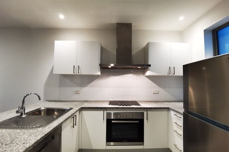 Photo of property in 106/102 Pakuranga Road, Pakuranga, Auckland, 2010