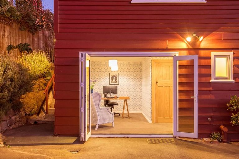 Photo of property in 5 Stambridge Place, Cashmere, Christchurch, 8022