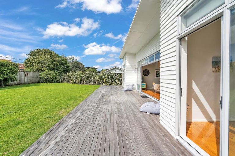 Photo of property in 15 Waterman Drive, Langs Beach, Waipu, 0582