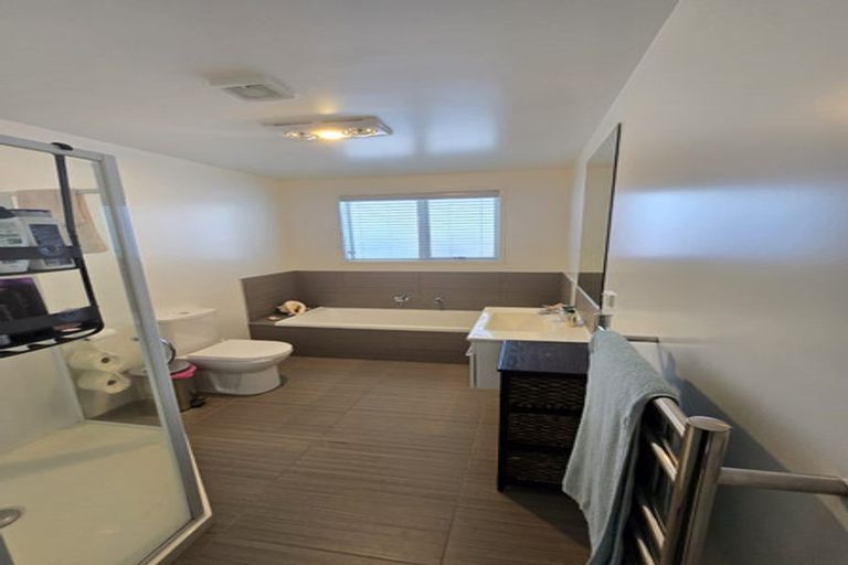 Photo of property in 4 Spinifex Street, Papamoa Beach, Papamoa, 3118