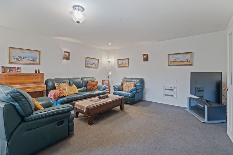 Photo of property in 22 Bronte Way, Rolleston, 7614