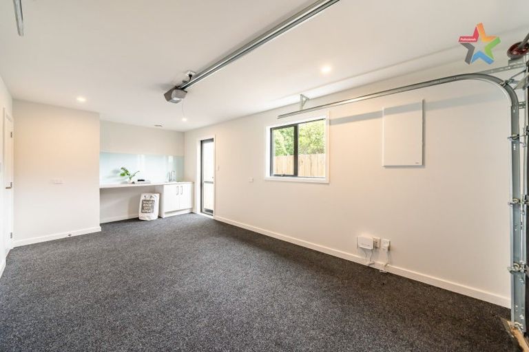 Photo of property in 124a Molesworth Street, Taita, Lower Hutt, 5011