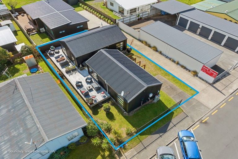 Photo of property in 104b Aickin Road, Whangamata, 3620