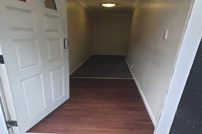 Photo of property in 46 Tauhinu Road, Greenhithe, Auckland, 0632