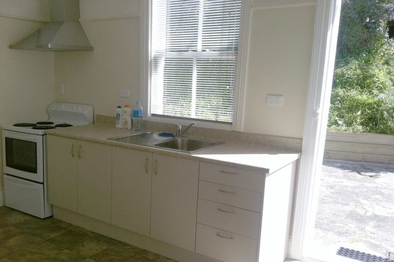 Photo of property in 36 The Parade, Island Bay, Wellington, 6023