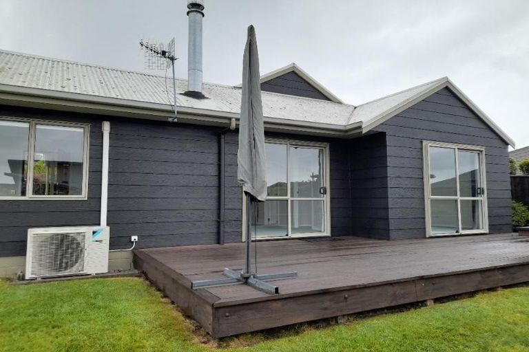 Photo of property in 2/64 Logan Avenue, Wharewaka, Taupo, 3330