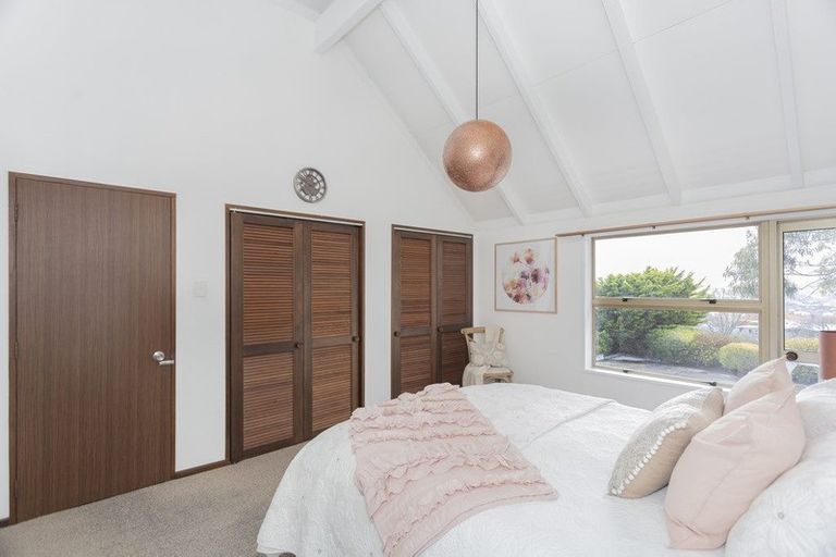 Photo of property in 1 Brinkburn Street, South Hill, Oamaru, 9400