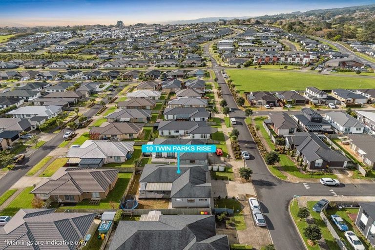 Photo of property in 10 Twin Parks Rise, Papakura, 2110