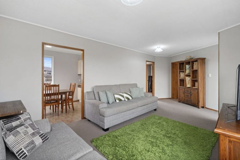Photo of property in 8 Aldo Place, Clover Park, Auckland, 2023