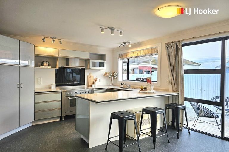 Photo of property in 57 Melbourne Street, South Dunedin, Dunedin, 9012