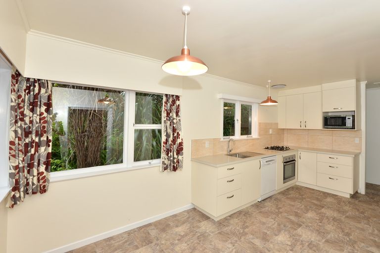 Photo of property in 25 Mcmillan Avenue, Te Kamo, Whangarei, 0112