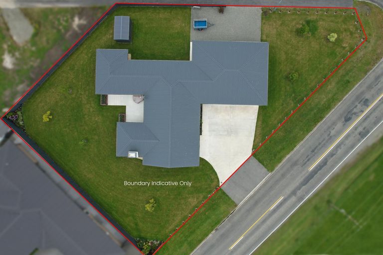 Photo of property in 3a Weston Road, Holmes Hill, Oamaru, 9401