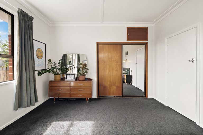 Photo of property in 16 Eskvale Street, Saint Kilda, Dunedin, 9012