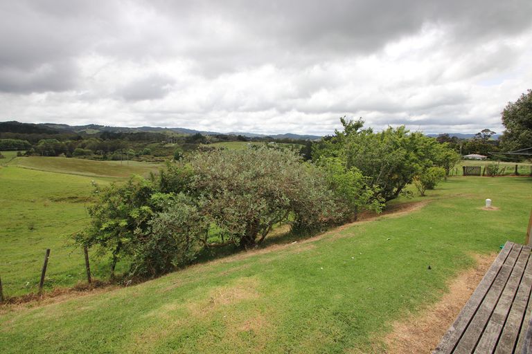 Photo of property in 41 Fairburn Road, Kaitaia, 0482