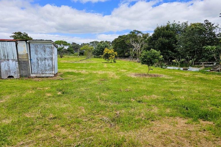 Photo of property in 735 One Tree Point Road, Ruakaka, 0171