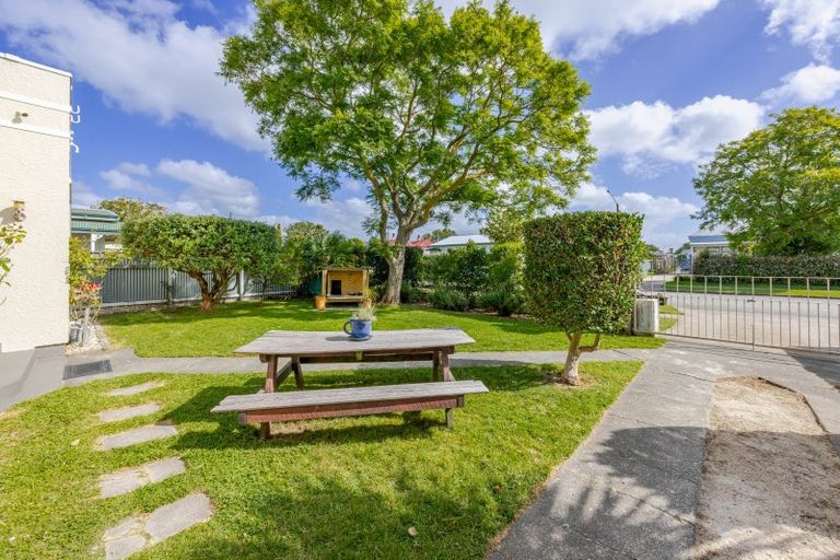 Photo of property in 1/7 Burness Road, Greenmeadows, Napier, 4112