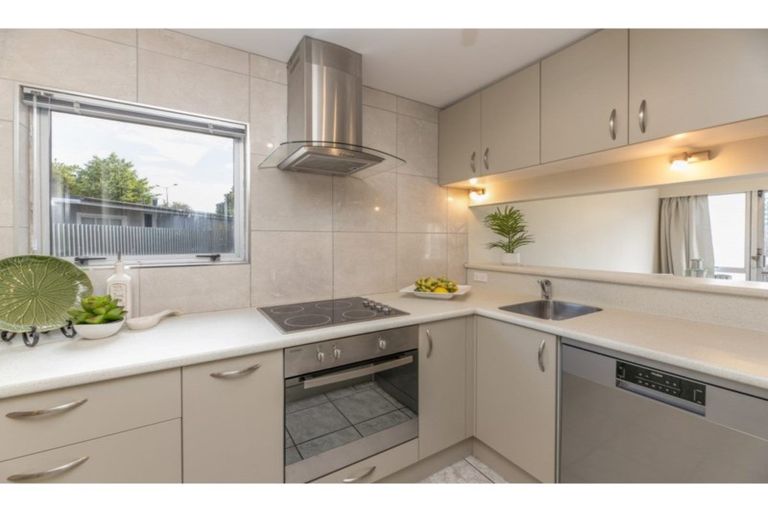 Photo of property in 1/9 Barrie Street, Addington, Christchurch, 8024