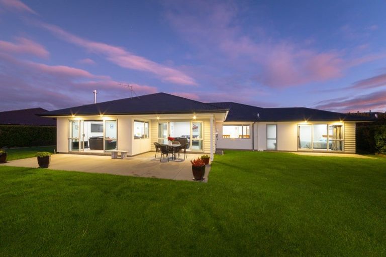 Photo of property in 25 Doncaster Court, Awapuni, Palmerston North, 4412