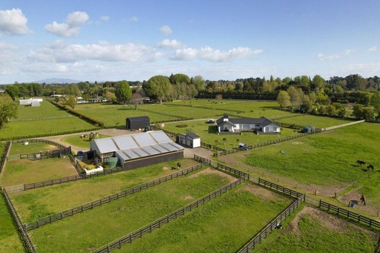 Photo of property in 27c Marshmeadow Road, Newstead, Hamilton, 3286