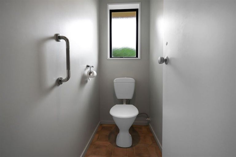 Photo of property in 17 Thomson Street, Tinwald, Ashburton, 7700