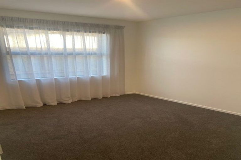 Photo of property in 6 Riroriro Lane, Halswell, Christchurch, 8025