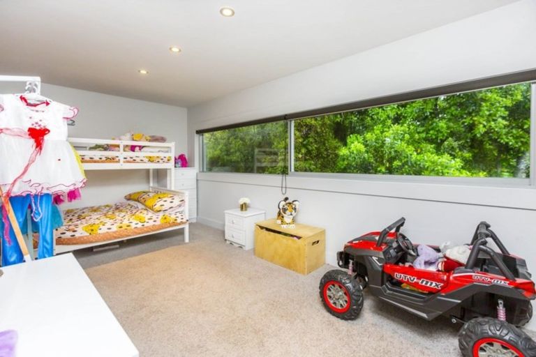 Photo of property in 18 Plateau Road, Te Marua, Upper Hutt, 5018