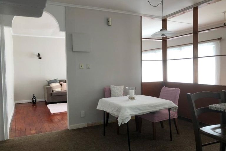 Photo of property in 1/40 Nile Road, Milford, Auckland, 0620