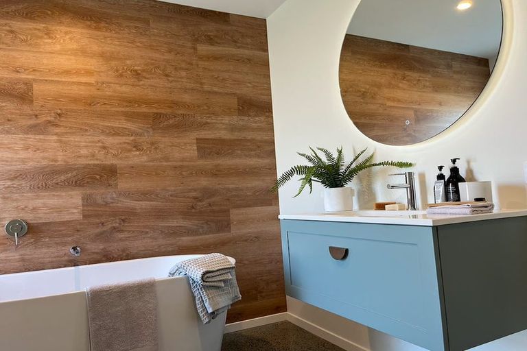 Photo of property in 9a Lansdowne Crescent, Lansdowne, Masterton, 5810