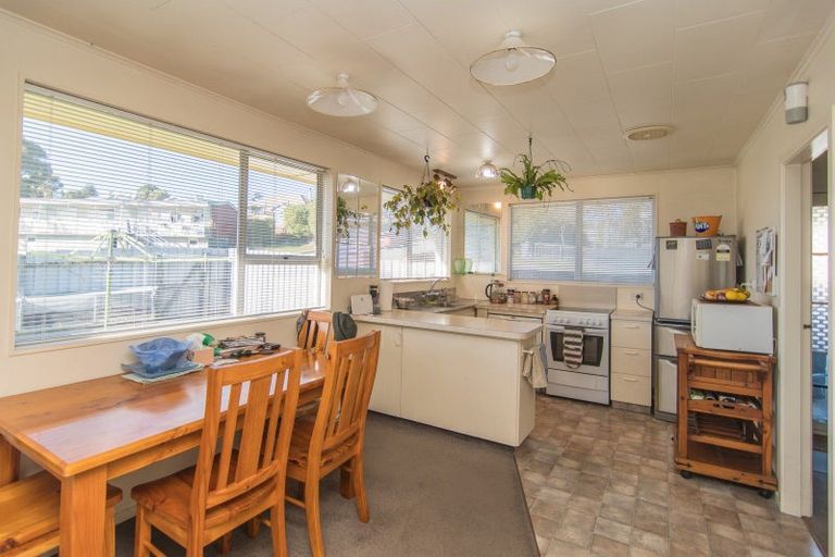 Photo of property in 6 Clyde Carr Crescent, Waimataitai, Timaru, 7910