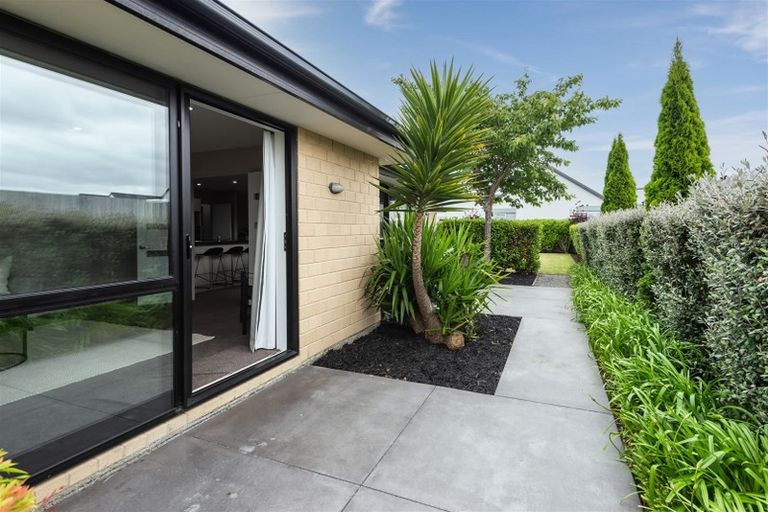 Photo of property in 17 Ashboult Street, Halswell, Christchurch, 8025