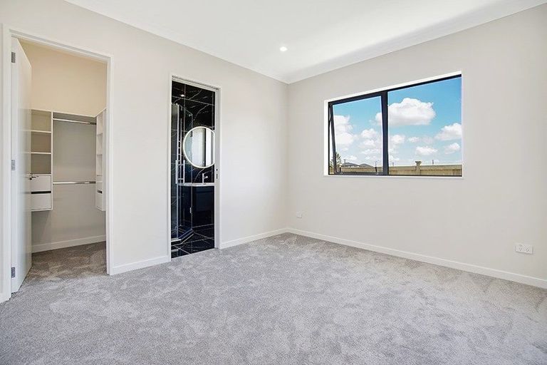 Photo of property in 24 Perkins Street, Papakura, 2110