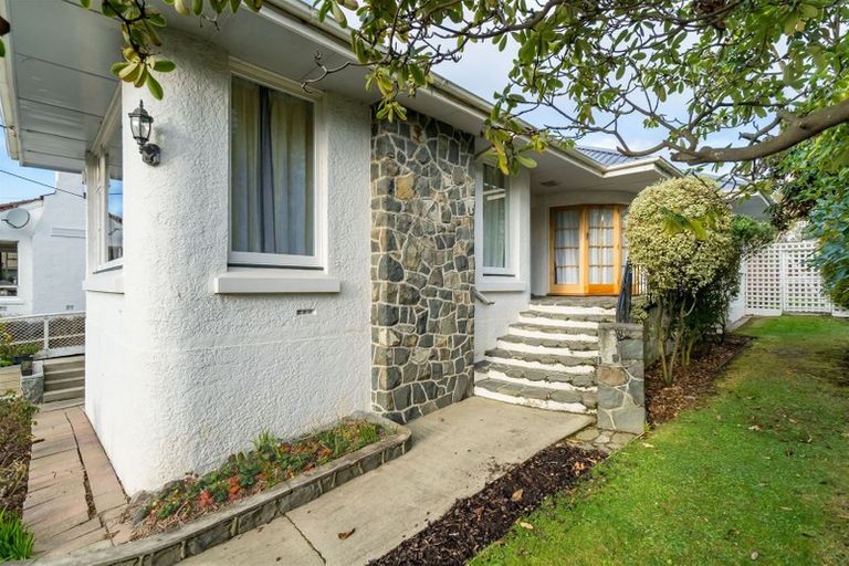 Photo of property in 131 Eglinton Road, Mornington, Dunedin, 9011
