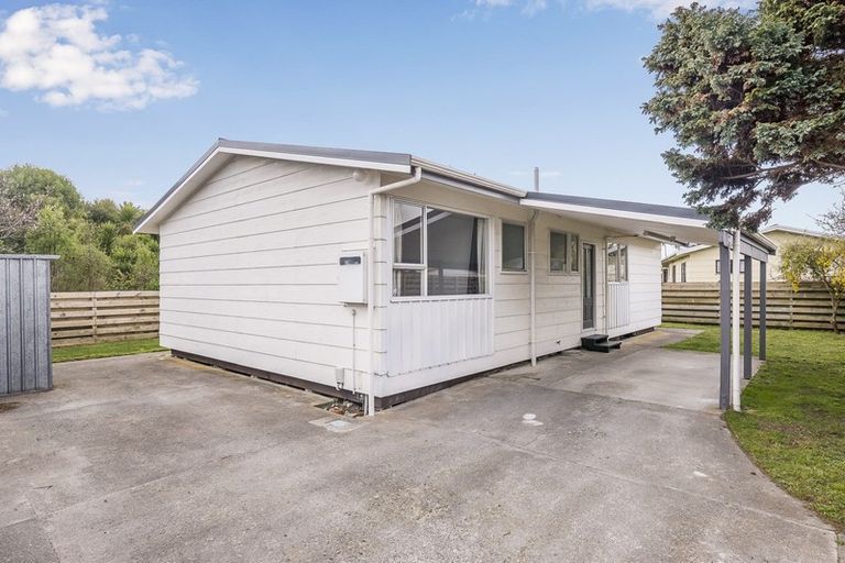 Photo of property in 14b Cypress Grove, Paraparaumu, 5032