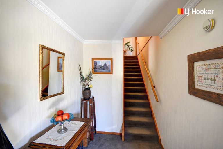 Photo of property in 28 Elwyn Crescent, Green Island, Dunedin, 9018